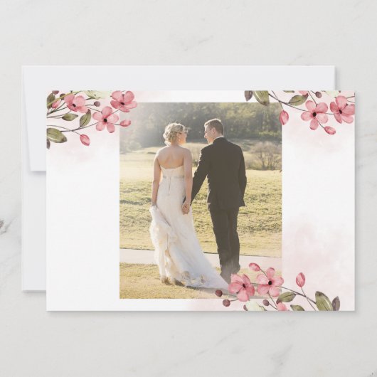 Blush roze bloemenfoto's 2 elegante script bruilof bedankkaart (Achterkant)