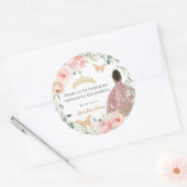Blush roze bloemenquinceañera verjaardag bruin mei ronde sticker (Envelop)