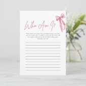 Blush roze boog wie ben ik Vrijgezellenfeest spel  Kaart (Staand voorkant)