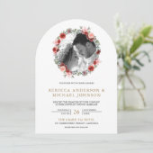 Blush Roze Bourgondië Bloemenboog Foto bruiloft Kaart (Staand voorkant)