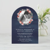 Blush Roze Bourgondië Bloemenboog Foto Marine Huwe Kaart (Staand voorkant)