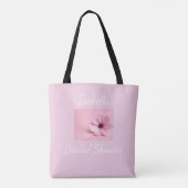 Blush Roze Cosmos Bloemrijke Script Bruidsdouche Tote Bag (Achterkant)