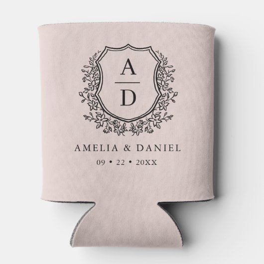 Blush Roze Crest Modern Monogram Huwelijk Blikjeskoeler (Achterkant)