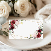 Blush roze en Bourgondische bloemen bruiloft Plaatskaartje