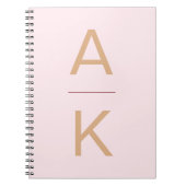 Blush roze en goud modern gepersonaliseerd monogra notitieboek (Voorkant)