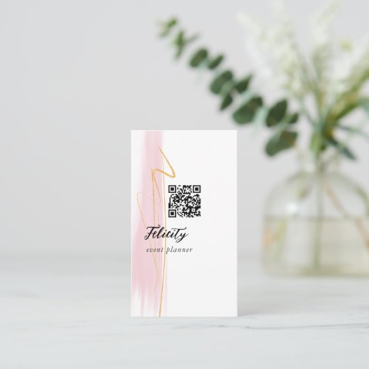 Blush Roze en gouden penseelstreken QR-code Visitekaartje (Staand voorkant)