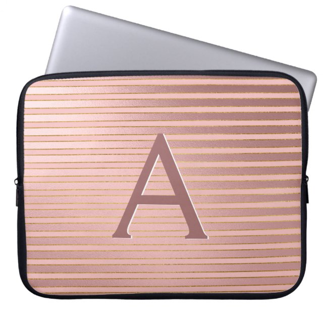 Blush roze en gouden strepen Monogram Girly Laptop Sleeve (Voorkant)