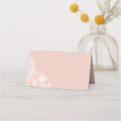 Blush roze en witte kant roze bruiloft plaatskaartje (Voorkant)
