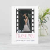 Blush roze film voegt foto's toe als bruiloft bedankkaart (Staand voorkant)