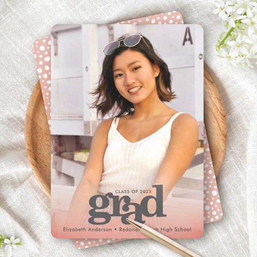 Blush roze foto afstuderen vet typografie modern aankondiging