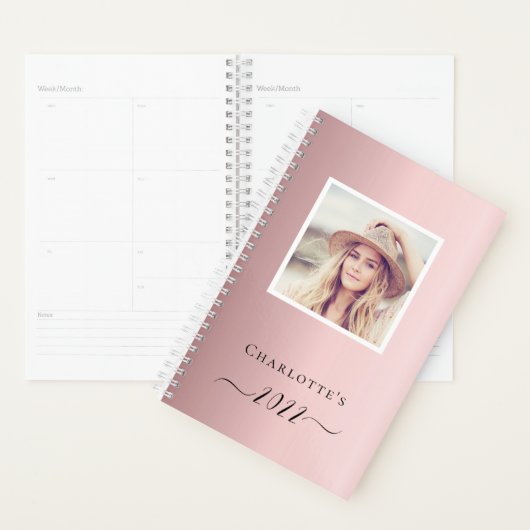 Blush roze foto monogram naam 2022 planner (Display)
