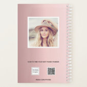 Blush roze foto monogram naam 2022 planner (Achterkant)