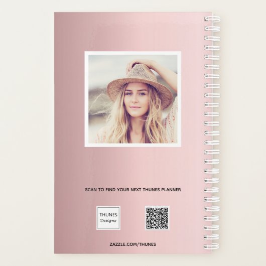 Blush roze foto monogram naam 2022 planner (Achterkant)