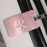 Blush Roze geborsteld metaal Glitter Monogram Naam Bagagelabel<br><div class="desc">Pas dit trendy bagagelabel eenvoudig aan met een  zwarte roze mousserende glitter op een roze,  geborstelde metalen achtergrond.</div>