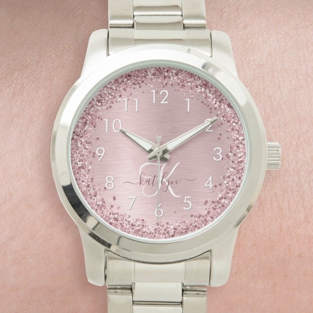 Blush Roze geborsteld metaal Glitter Monogram Naam Horloge (Creator heeft geüpload)