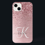 Blush Roze geborsteld metaal Glitter Monogram Naam<br><div class="desc">Personaliseer deze trendy chique telefoonhoesontwerp met  blush roze sprankelende faux glitter op een blush roze geborstelde metalen achtergrond.</div>