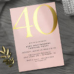 Blush roze & goud | Elegante vrouwen 40e verjaarda Folie Uitnodiging<br><div class="desc">Moderne stijl 40e verjaardagsuitnodigingen met kop "40" tekst in echte metallic folie. Uw evenementgegevens worden in mat zwart afgedrukt. Gouden accenten op een vrouwelijke lichtroze achtergrond.</div>