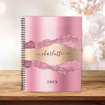 Blush roze goudmetaal, marmer name 2023 planner<br><div class="desc">Blush roze en faux goudmetaal en roze,  marmer steen print als achtergrond. Personaliseer en voeg jouw naam toe. De naam wordt geschreven met een modern handgeschreven stijlmanuscript met letters.</div>