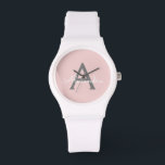 Blush roze grijze moderne meisjesmonogram horloge<br><div class="desc">Blush Pink and Grey Simple Script Monogram Naam Horloge. Dit maakt het perfecte afstuderen,  verjaardagscadeau,  bruiloft,  vrijgezellenfeest,  jubileum,  baby shower of vrijgezellenfeest cadeau voor iemand die houdt van glamoureuze en chique stijlen.</div>