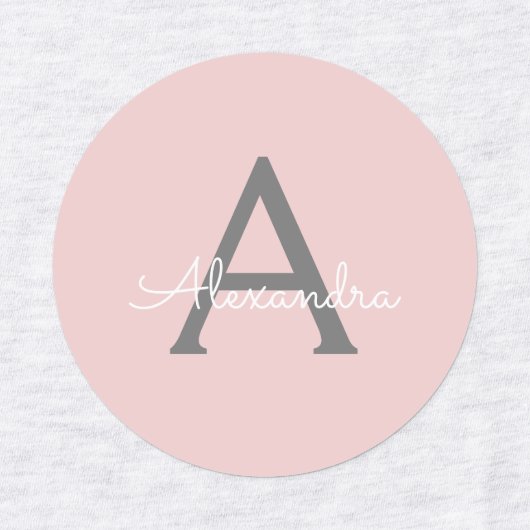 Blush roze grijze moderne meisjesmonogram labels (Design 2)