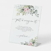 Blush roze groen zet een ring op het teken reclamebord met voetstuk (Voorkant)