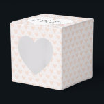 Blush roze harten bedankdoosjes<br><div class="desc">Wit hart met pasgeborenen namen op een wazig roze hartritme.</div>