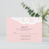 Blush Roze Kant Dagelijks Bruiloft RSVP Kaartje (Staand voorkant)