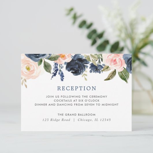 Blush roze marineblauw florale rozen ontvangst informatiekaartje (Staand voorkant)