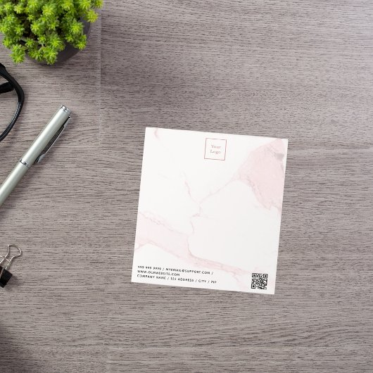 Blush roze marmer elegante zakelijke logo QR-code Notitieblok