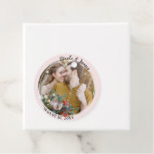 Blush Roze Minimaal Trendy Ronde Foto Bruiloft Bedankjes Labels (In situ)