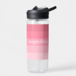 Blush Roze modderretro Striped Pattern Custom Name Waterfles<br><div class="desc">'70s Geïnspireerde Retro Stripes - Een funky patroon met vetgedrukte strepen en een monogram van uw voor- of achternaam. Als je kunst nog moet worden aangepast,  klik je op Deze knop aanpassen. Dit zal u naar een ontwerpgebied brengen waar u dingen rond kunt bewegen en zelfs doopvonten kunt veranderen!</div>