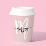 Blush roze moderne meisjesmonogram naam voor scrip papieren bekers<br><div class="desc">Voeg een vleugje elegantie toe aan uw feest met onze Blush Pink Modern Script Girly Monogram Name Paper Cups! Deze stijlvolle cups hebben een prachtige blush roze kleur en een modern script monogram, waardoor ze perfect zijn voor elk evenement, van vrijgezellenfeesten tot verjaardagsvieringen. Gemaakt van hoogwaardig, duurzaam papier, ze zijn...</div>