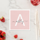 Blush roze moderne meisjesmonogram naam voor scrip servet<br><div class="desc">Voeg een vleugje elegantie toe aan elke viering met deze gepersonaliseerde servetten, met een modern blush roze monogram. De sierlijke combinatie van het gedurfde initiaal en het scriptlettertype creëer is een opvallend beeld dat een aanvulling vormt op elke speciale gelegenheid - van vrijgezellenfeesten tot chique bijeenkomsten. Of je nu een...</div>