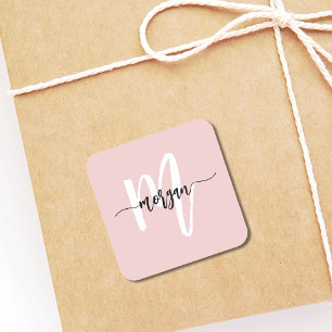 Blush roze moderne meisjesmonogram naam voor scrip vierkante sticker