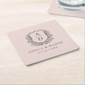 Blush Roze Monogram Huwelijk Bloemkam Elegant Kartonnen Onderzetters (Schuin)