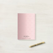 Blush roze monogram initiaal elegant post-it® notes (Op bureau)