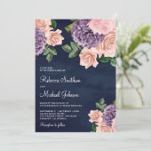Blush Roze Paarse Bloemen Alles in Een Navy Weddin Kaart (Staand voorkant)