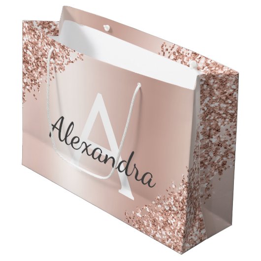 Blush Roze Rose Goud Metallic Glitter Monogram Groot Cadeauzakje (Voorkant Gekanteld)