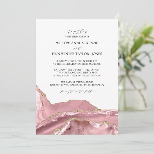 Blush roze roze moderne bruiloft kaart (Staand voorkant)