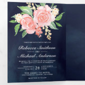 Blush roze rozen foto collage marine blauw bruilof drieluik uitnodiging (Binnenzijde eerst)