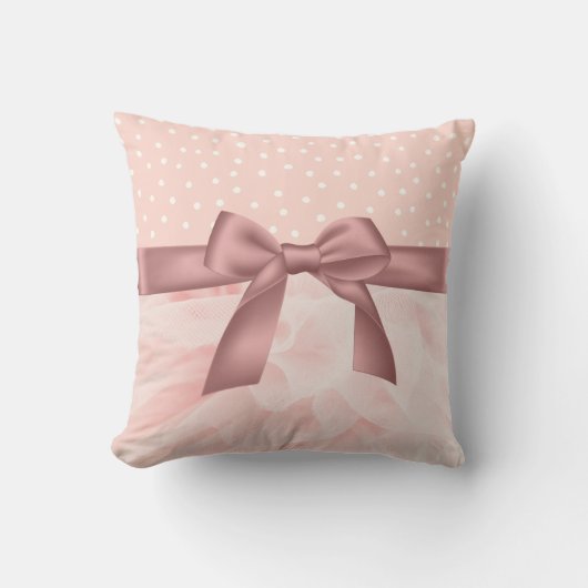 Blush roze ruffle polka dot kussen (Voorkant)