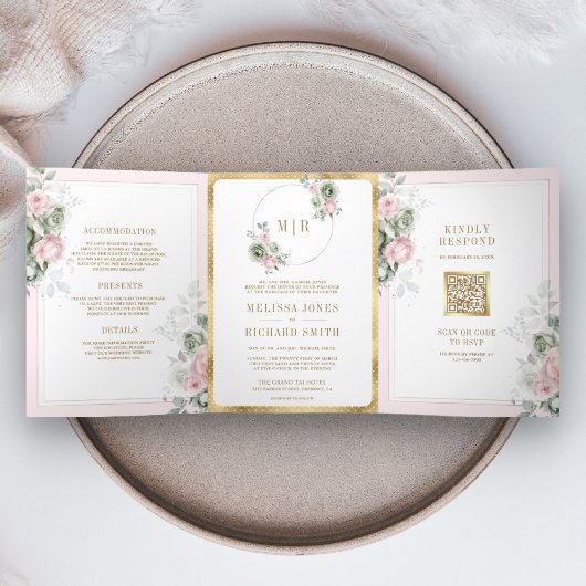 Blush roze salie groene bloem alles in een bruilof drieluik uitnodiging