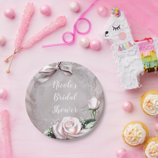 Blush Roze Satijn Bow & Roos Romantisch Bloemen Papieren Bordje (Feest)