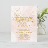 Blush roze script Bloemenvlinders Baby in bloei Kaart (Staand voorkant)