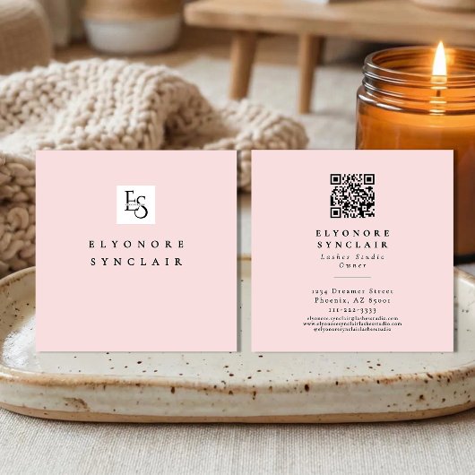 Blush Roze Script Logo QR Code Wimpers Vierkante Visitekaartje