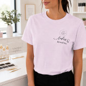 Blush Roze Script Logo Wimpers Studio Personeel T- T-shirt