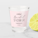 Blush Roze Vrijgezellenfeest Brunch Schots glas<br><div class="desc">Vrijgezellenfeest Brunch Shot glass in Blush roze en een eenvoudige achtergrond voor kalligrafie. Meer producten met dit ontwerp staan in het collectie hieronder.</div>