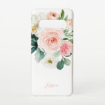 Blush roze Waterverf Floral met Jouw naam Samsung Galaxy S10 Hoesje<br><div class="desc">Dit prachtig vrouwelijke bloemontwerp voor de waterverf heeft een wazige roze en witte rozen met andere gemengde bloemen en een grijze stroming. Een tekst sjabloon is inbegrepen om met jouw naam, monogram of andere gewenste tekst te personaliseren. Als u wenst om de steekproeftekst volledig te verwijderen, verkies "deze sjabloon"personaliseren en...</div>