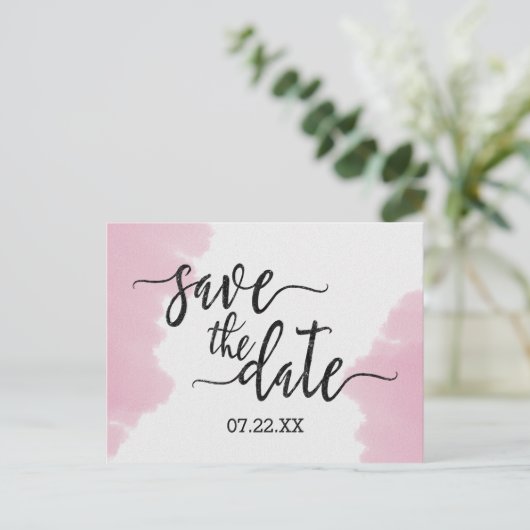 Blush roze Waterverf Weddenschap Opslaan Datum Aankondigingskaart (Staand voorkant)