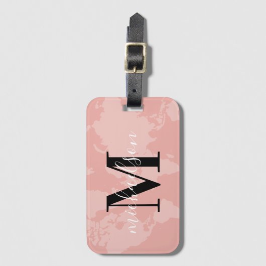 Blush Roze Wereldkaart Script Monogram Bagagelabel (Voorkant (verticaal))